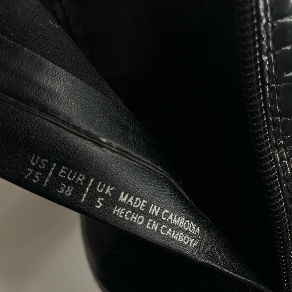 ALDO Booties - Picture 4 of 8